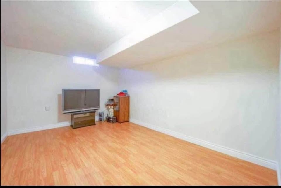 3 Beds 1 Bath - House - photo 3