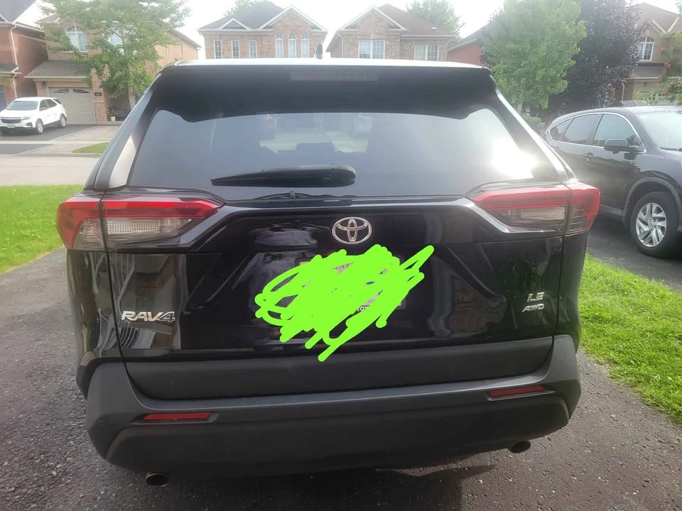 2022 Toyota RAV4 · LE Sport Utility 4D - photo 3