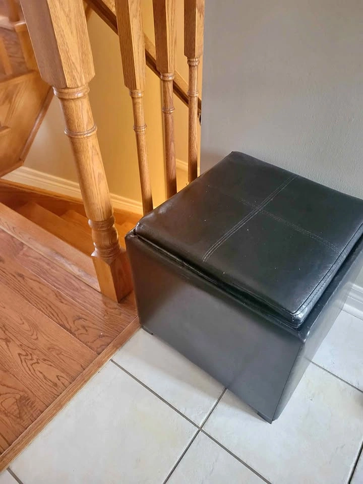 Ottoman with storage