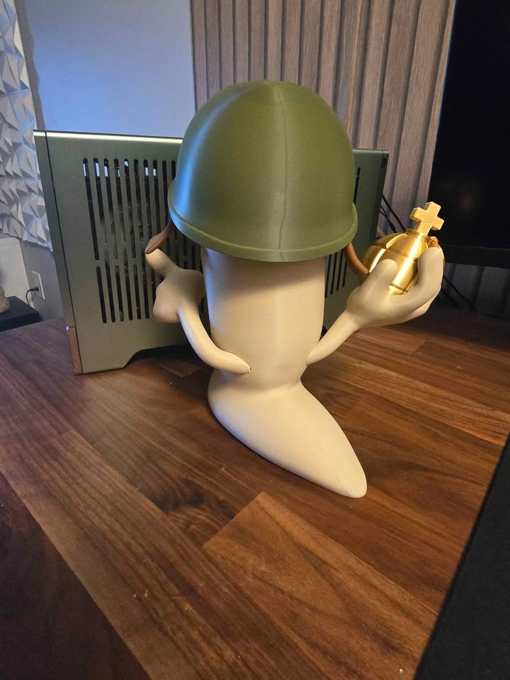 WORMS Sarge – Holy Hand Grenade 3D Printed Display Figure - photo 3