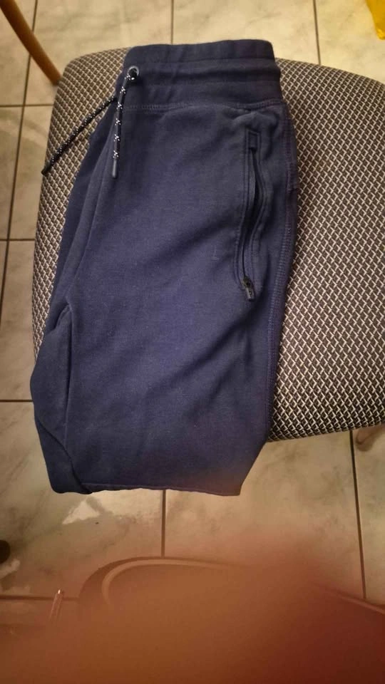 GapFit Tech Quick Dry Joggers Boys Size 10 Large - photo 2