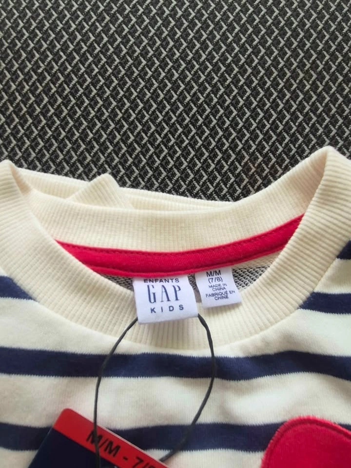 Gap Kids Striped Heart Sweatshirt Size 7/8 - photo 3