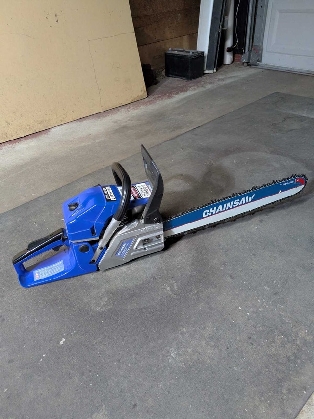 Gas Chainsaw