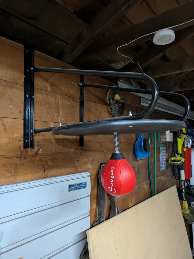 Speed Bag Platform