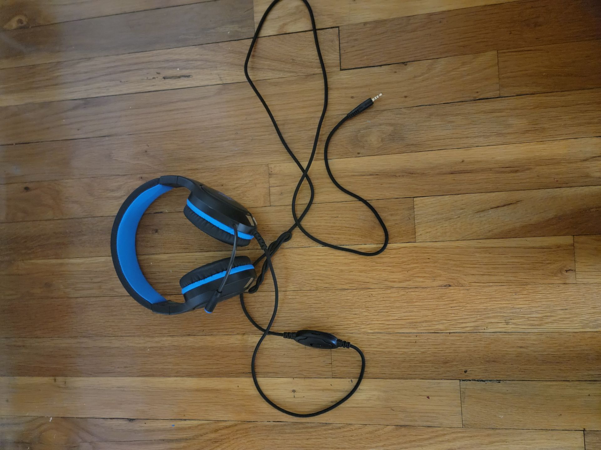Wired Gaming Headset Black and Blue