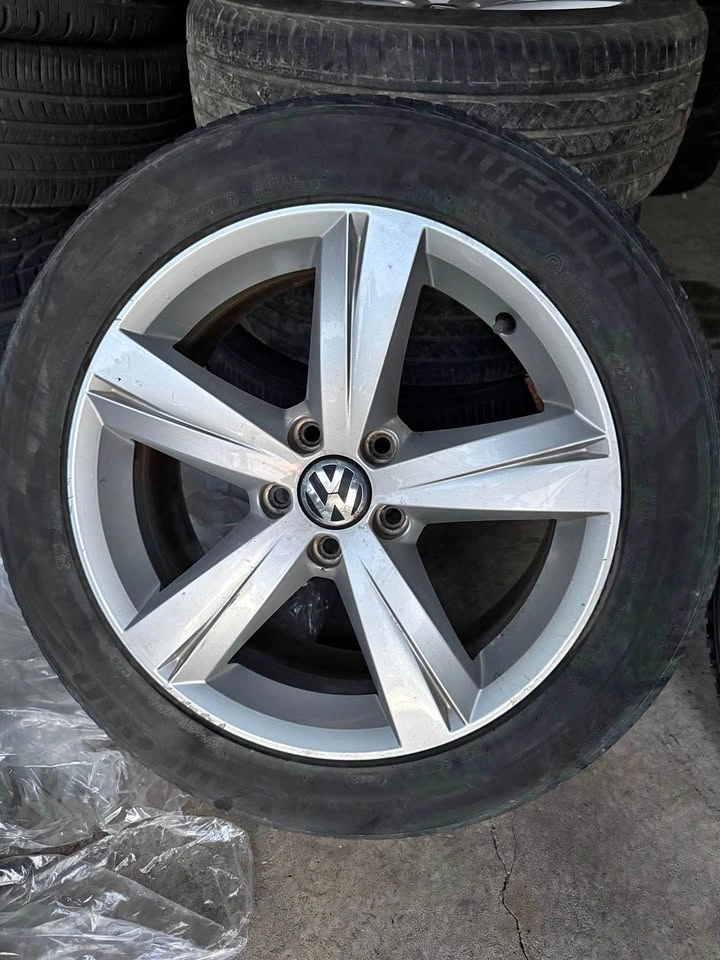 OEM VW Jetta 17” Alloy Wheels + 215/55R17 All-Season Tires