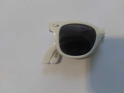 Foldable Unisex White Sunglasses Conveniently Portable