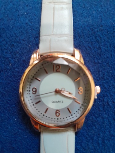 Ladies Fashion Analog PU Leather Wrist Watches