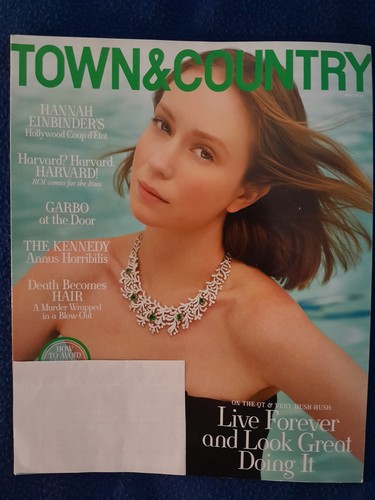 TOWN & COUNTRY MAGAZINE MAY 2025 HANNAH EINBINDER