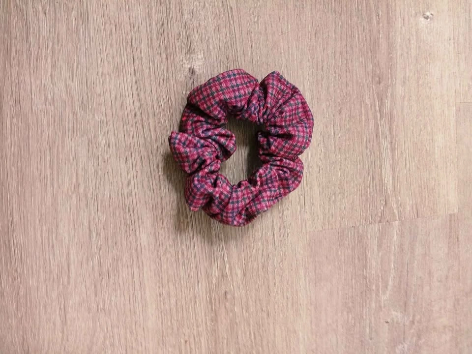 Assorted Hair Scrunchies - photo 2