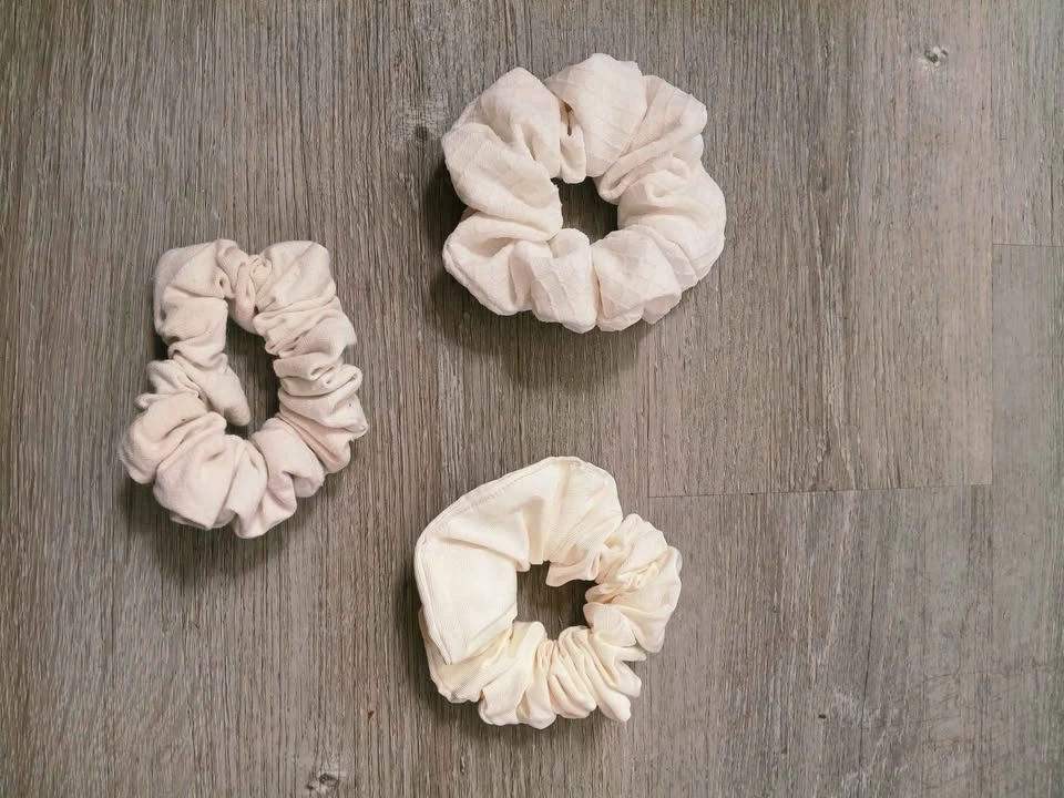Assorted Hair Scrunchies - photo 4