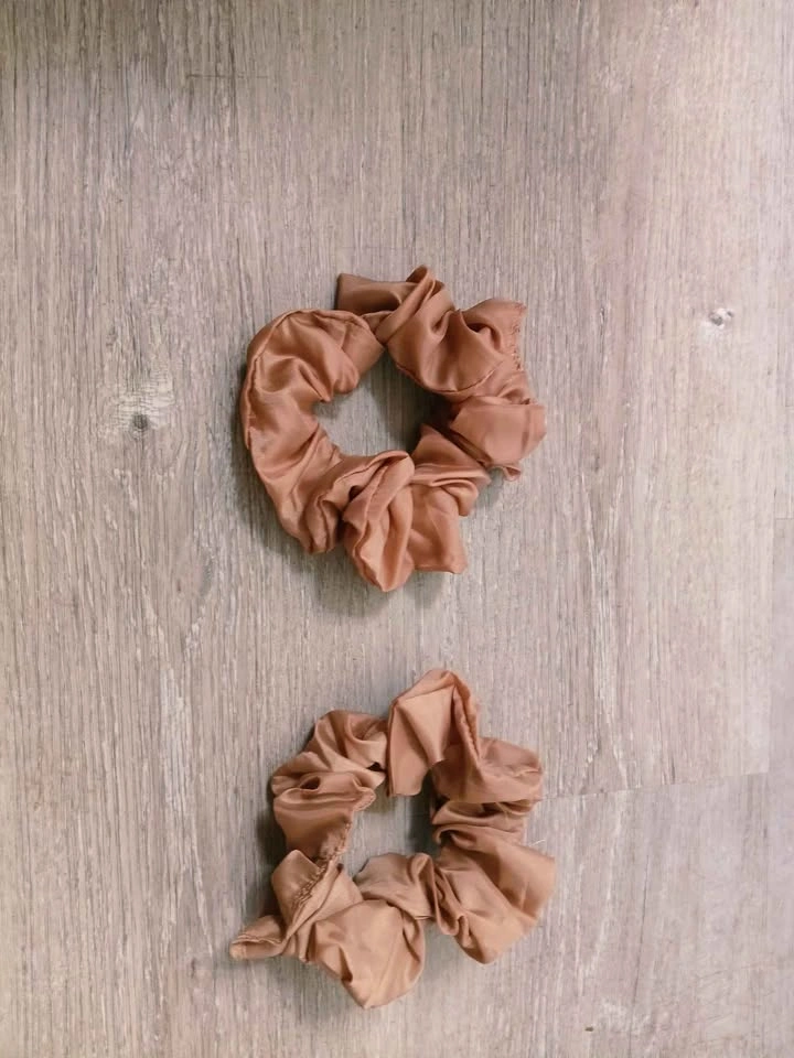 Assorted Hair Scrunchies - photo 5