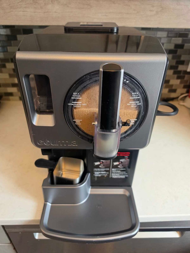 Taylor Automatic Soft Serve Ice Cream & Frozen Drink Maker