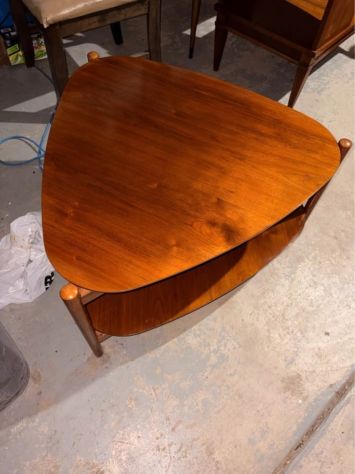 West Elm Mid-Century Retro Tripod Coffee Table – Acorn - photo 3