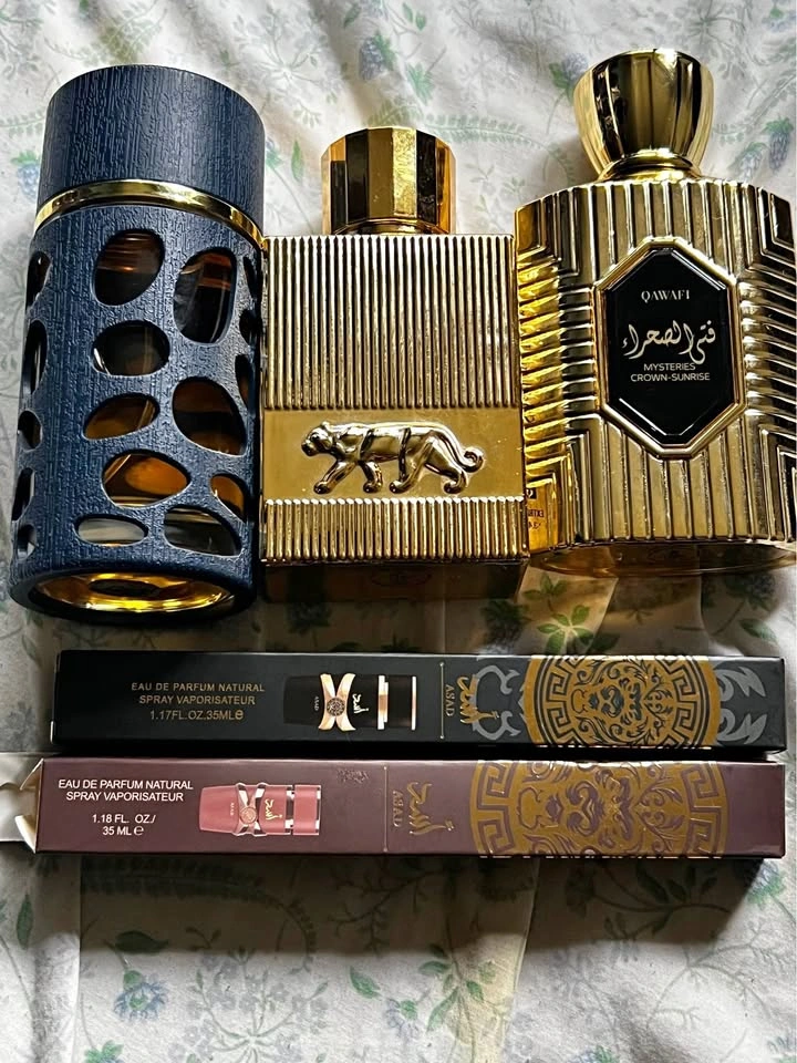 Perfume fragrance cologne