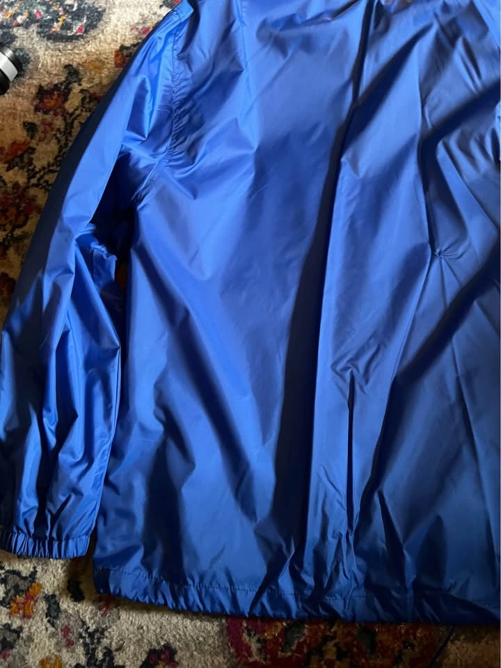 Windbreaker jacket. L - photo 4