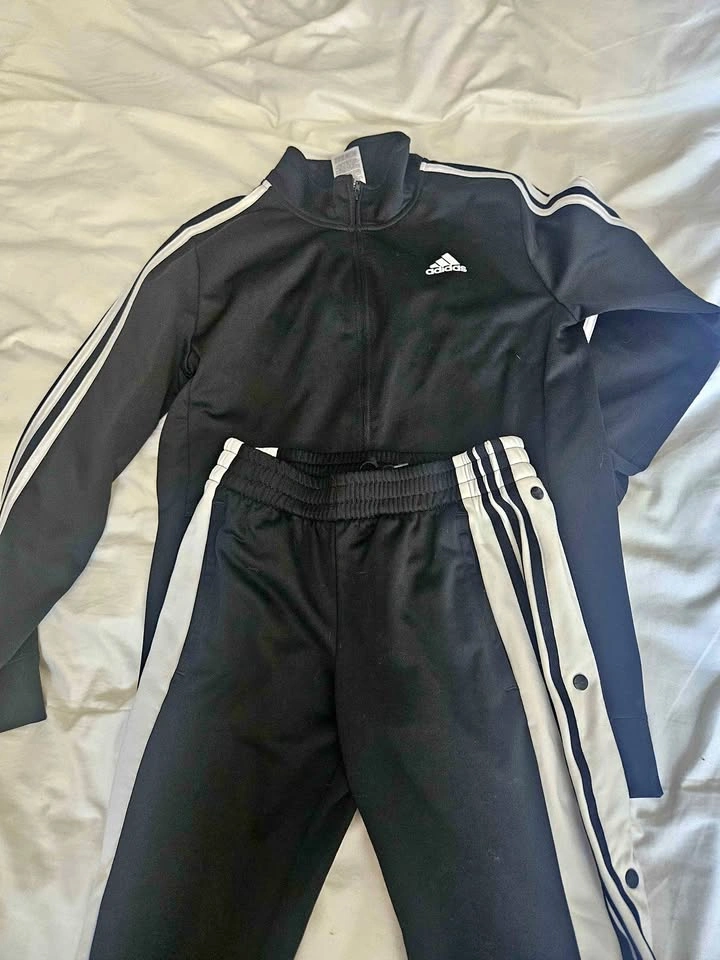 Adidas Jacket & Tearaways, Youth