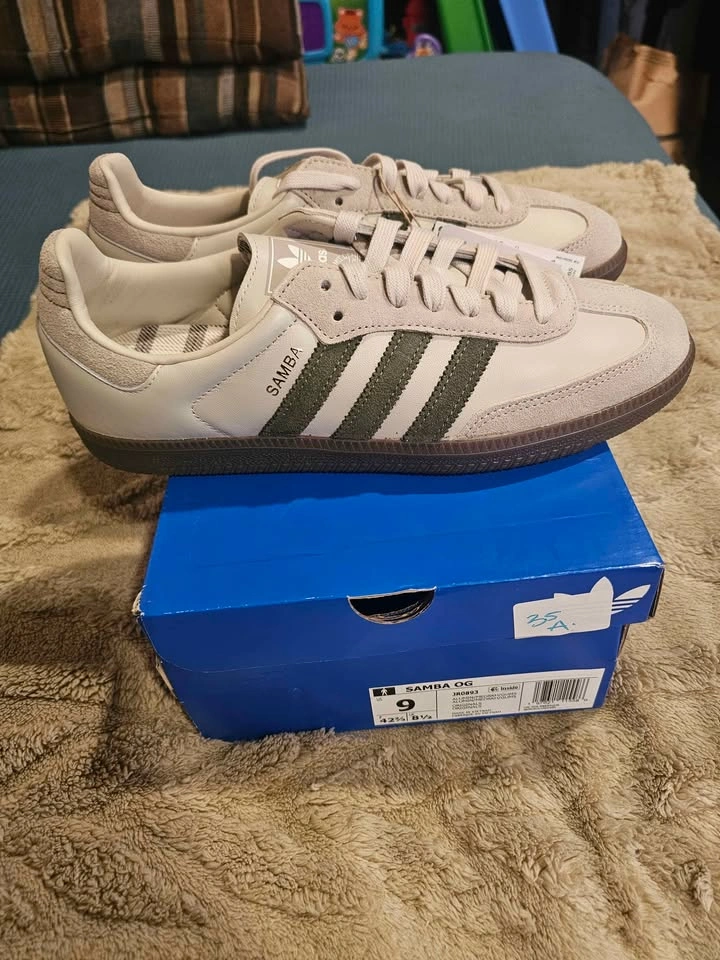 Adidas Samba OG Brand New size 9 Men / 10 Women - photo 3