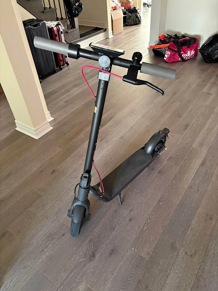 NAVEE Electric Scooter