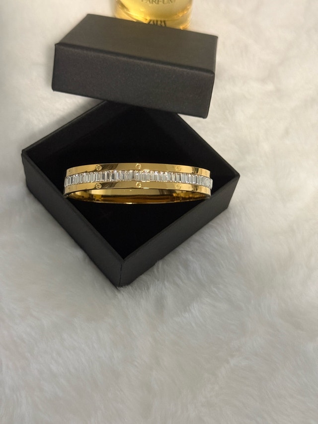 Cartier Love Bracelet - photo 2
