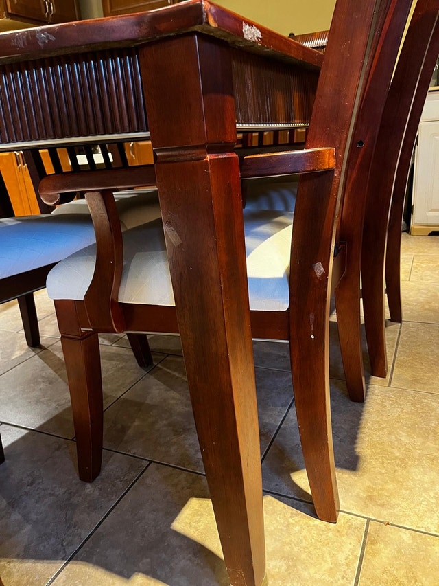 Wooden Extendable Dining table and 6 chairs - photo 3