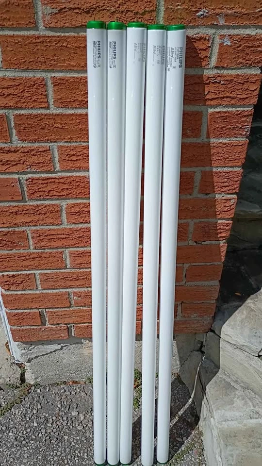 Philips Alto Collection F40T12 Fluorescent Light Bulbs - photo 2