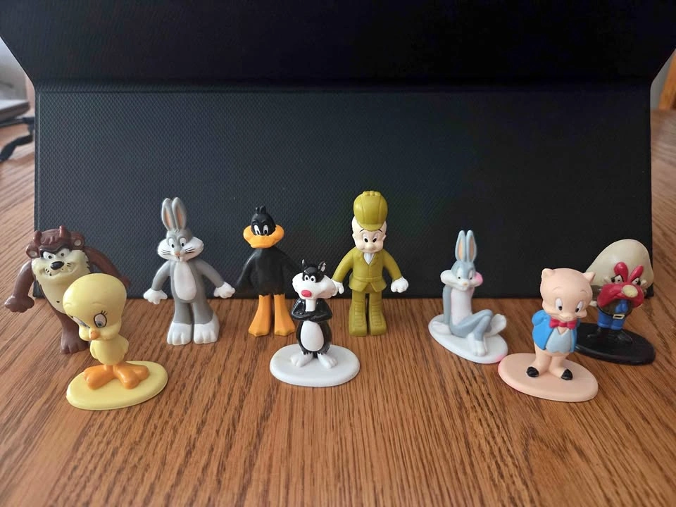 Vintage Looney Tunes PVC Mini Figures Lot
