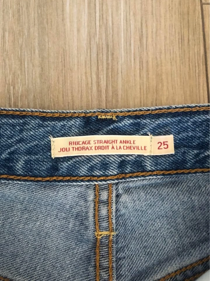 Levi’s Ribcage Straight Ankle W25 L27 - photo 3
