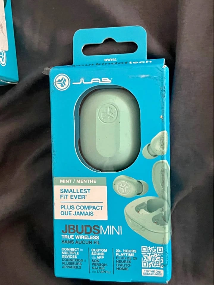 JLab JBuds Mini True Wireless Earbuds (Mint Green)