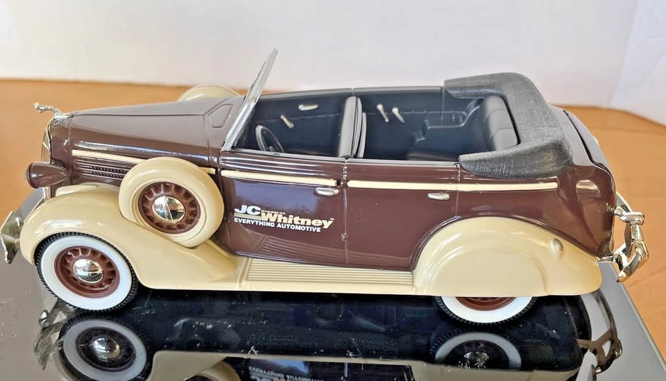 1994 Liberty Classics 1936 Dodge Convertible Sedan Coin Bank
