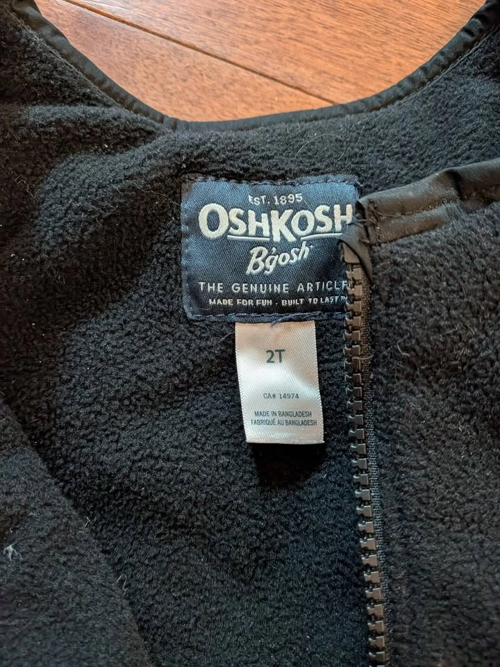 OshKosh B'gosh Black Snow pants Size 2T - photo 2
