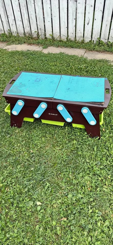 KidKraft Building Brick Play Table