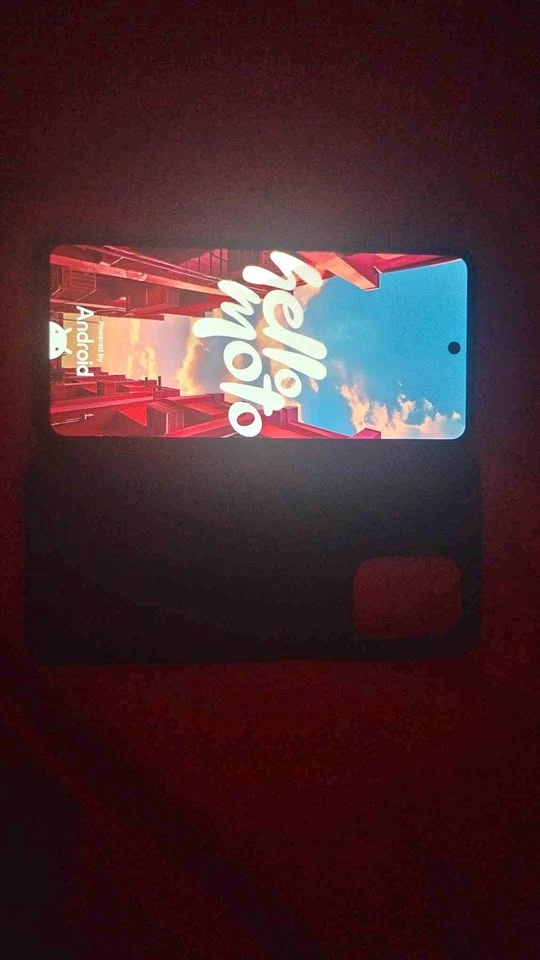 Moto e14