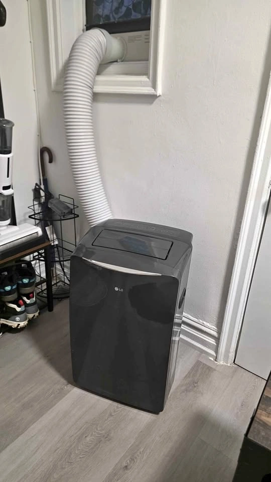 LG Portable AC 14000 BTU