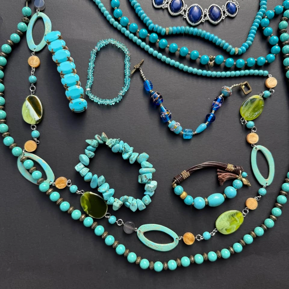 9-Piece Turquoise, Bohemian & Coastal Jewelry Lot - photo 3