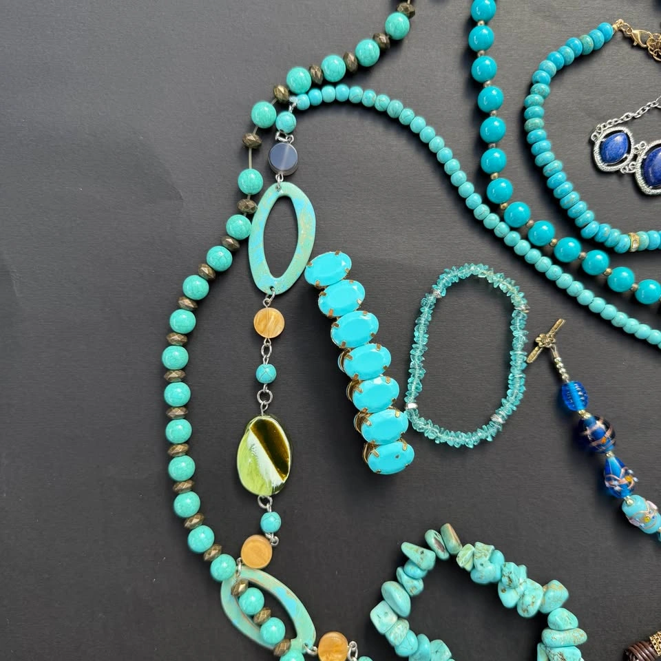 9-Piece Turquoise, Bohemian & Coastal Jewelry Lot - photo 4