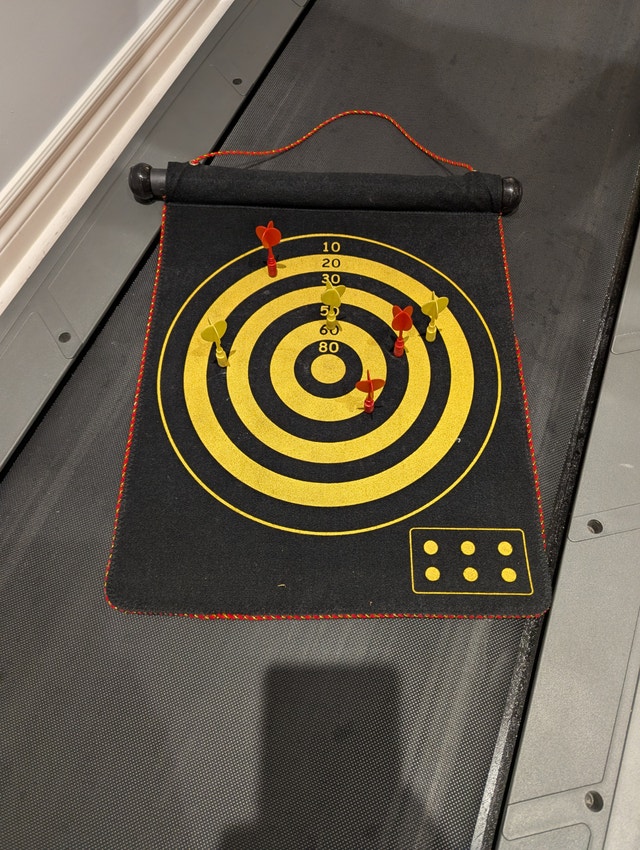 Excalibur Magnetic Dart Board (20$) - photo 2
