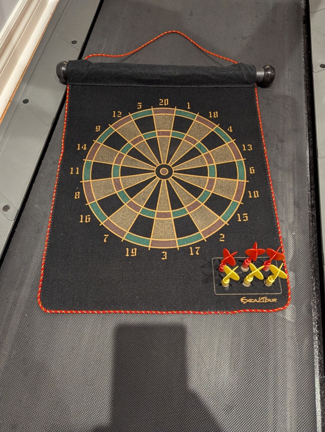 Excalibur Magnetic Dart Board (20$) - photo 3