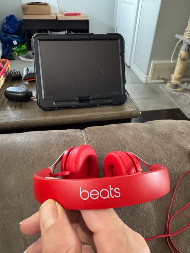 Beats Solo Wired Headphones - photo 2