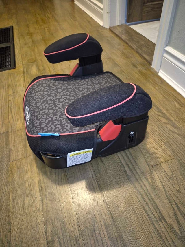 Car Booster seat - photo 2