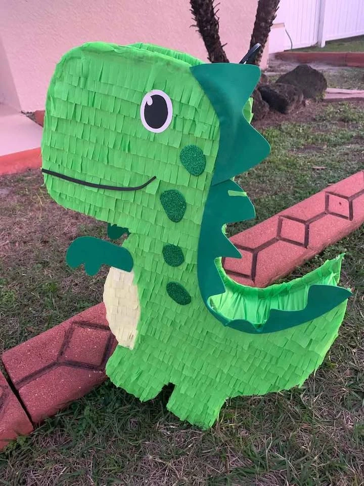 handmade dinosaur piñata! - photo 2