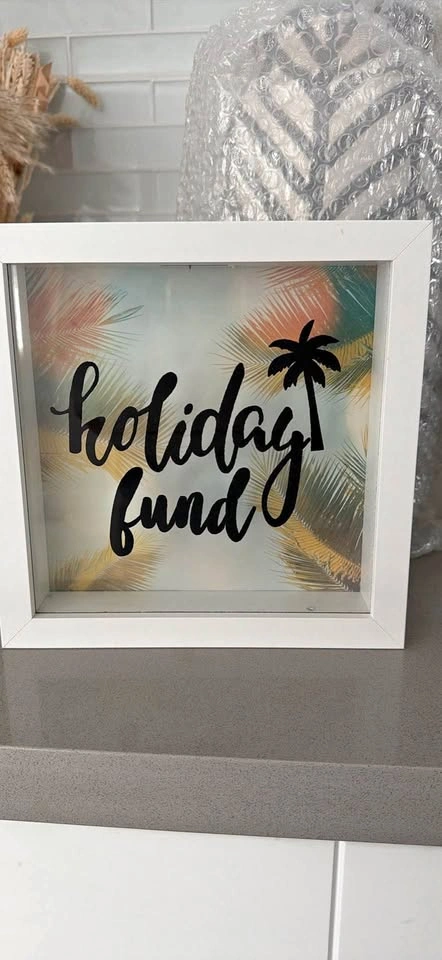 Holiday fund bank shadow box