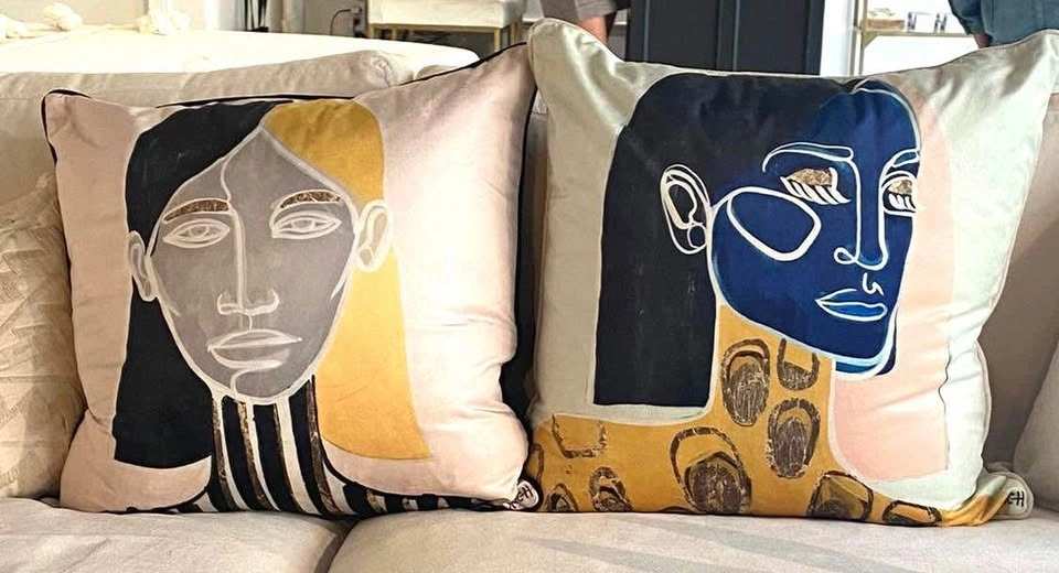Pillows (designer - Renwil)