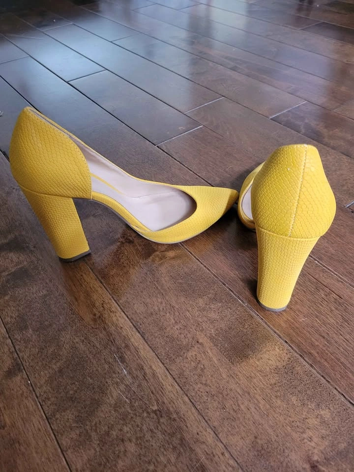 Call It Spring Yellow Snakeskin Block Heels - photo 3