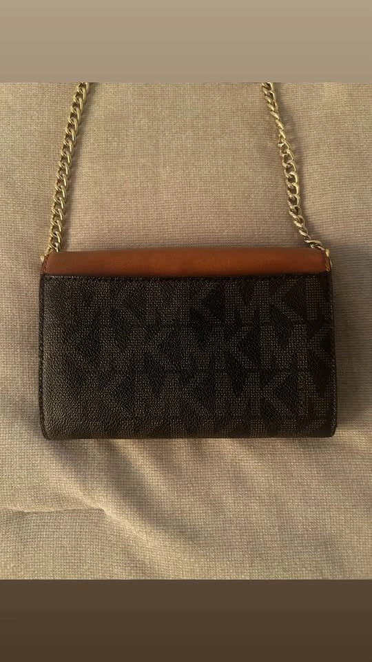 Michael Kors Hudson Phone Crossbody Bag - photo 2