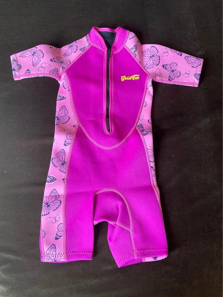 GoldFin Kids Wetsuit Swimsuit for Girls - size 4 - photo 2