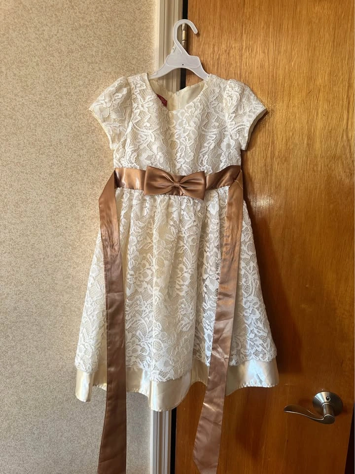 Princess Faith Lace Dress for Girls - Size 8 - photo 2