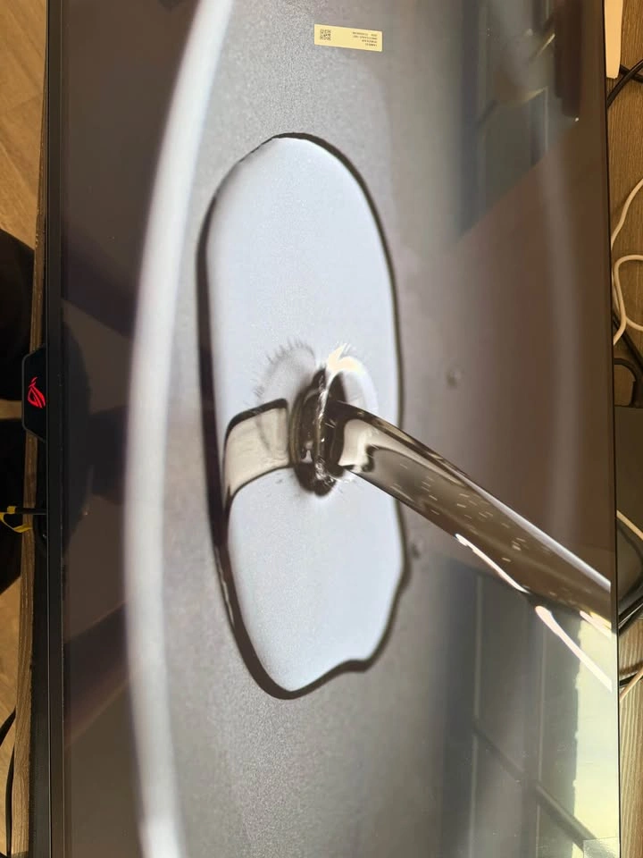 ASUS ROG OLED Gaming monitor (PG32UCDM) - photo 2