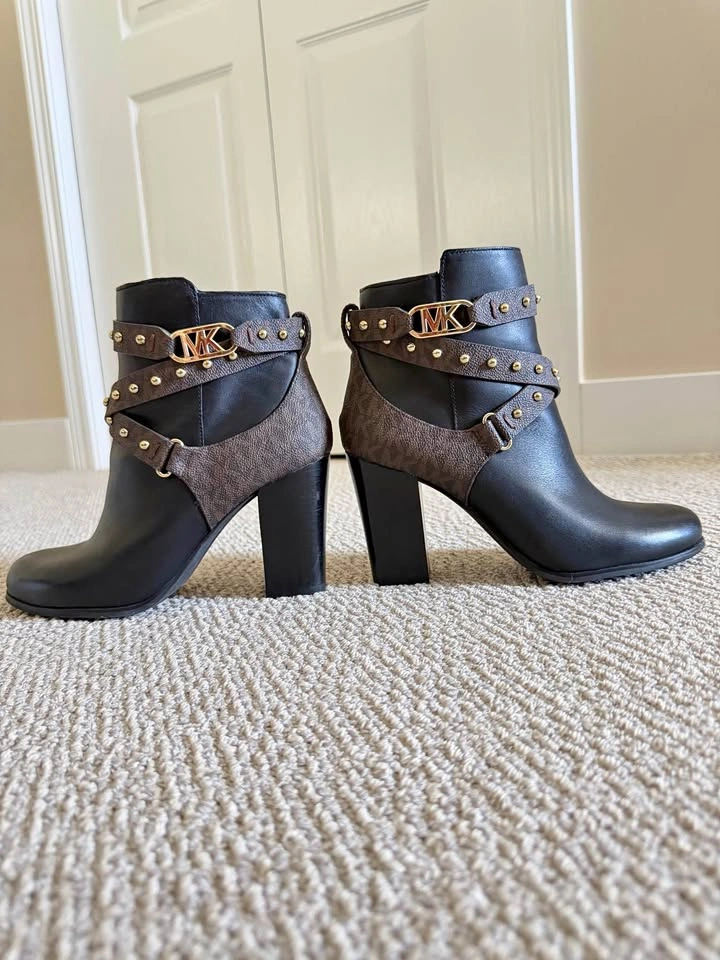 Michael Kors Kincaid Studded Logo Ankle Boots – Size 7M
