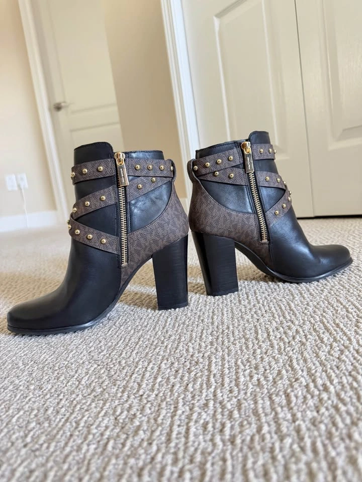Michael Kors Kincaid Studded Logo Ankle Boots – Size 7M - photo 2